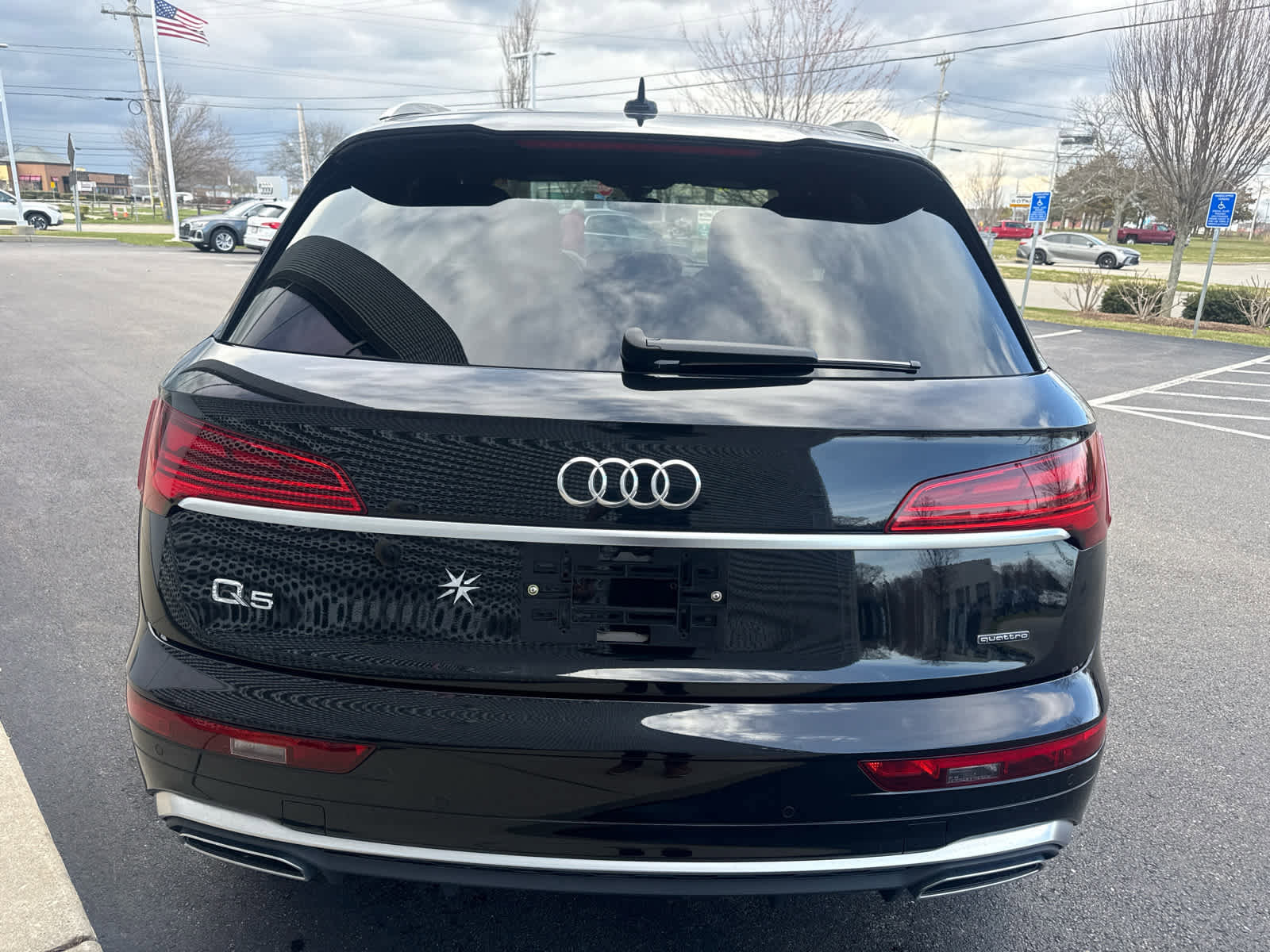 Used 2023 Audi Q5 2.0T Premium w/ Convenience Package image 20