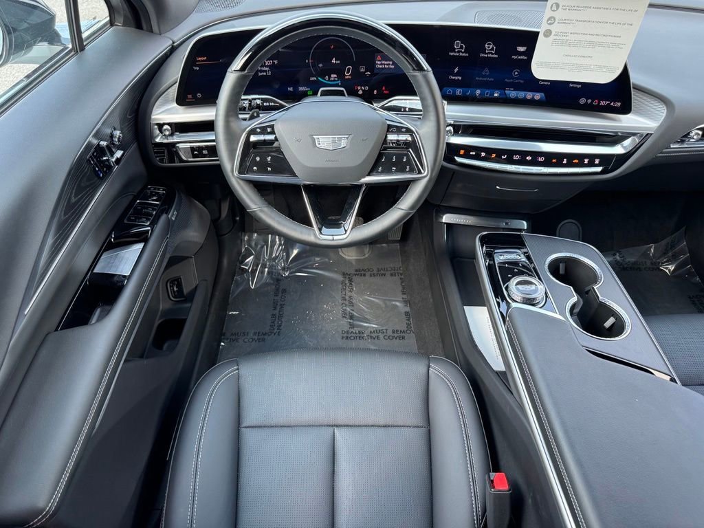 Certified 2025 Cadillac Lyriq Luxury w/ LPO, Floor Liner Package AWD/4WD image 15