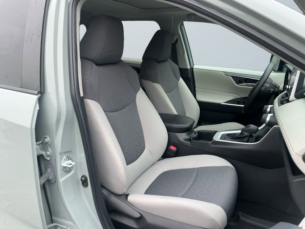 Certified 2023 Toyota RAV4 XLE w/ Convenience Package image 17