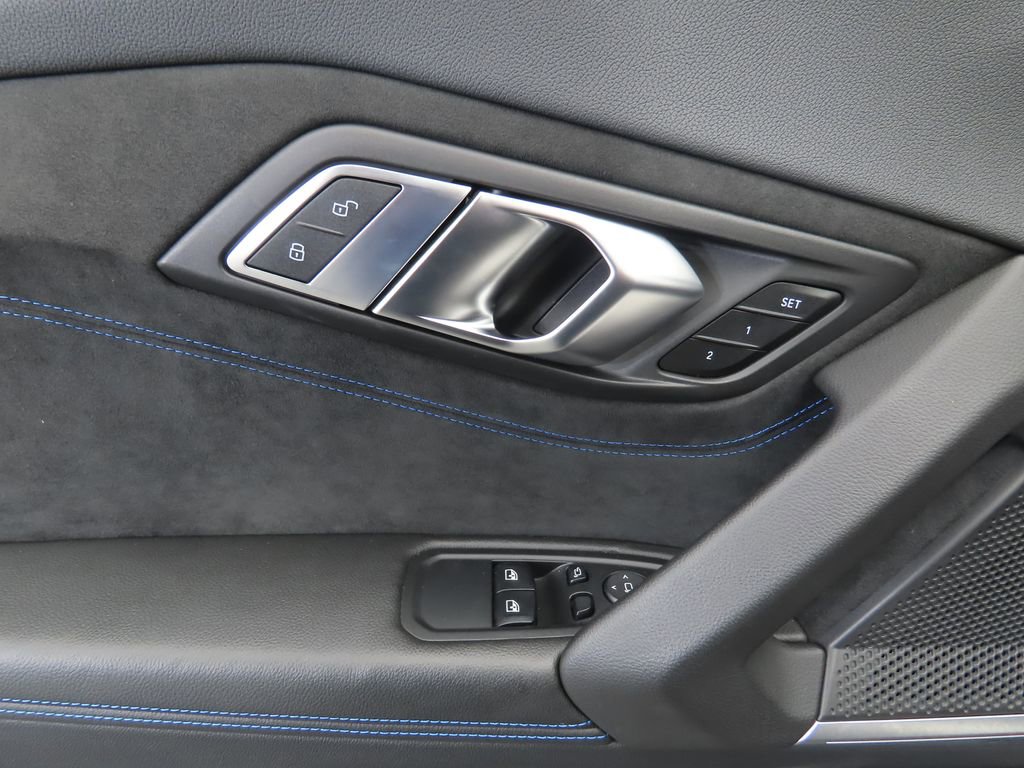 Used 2020 BMW Z4 M40i w/ Premium Package image 19