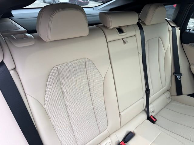 Certified 2025 BMW X4 xDrive30i image 32