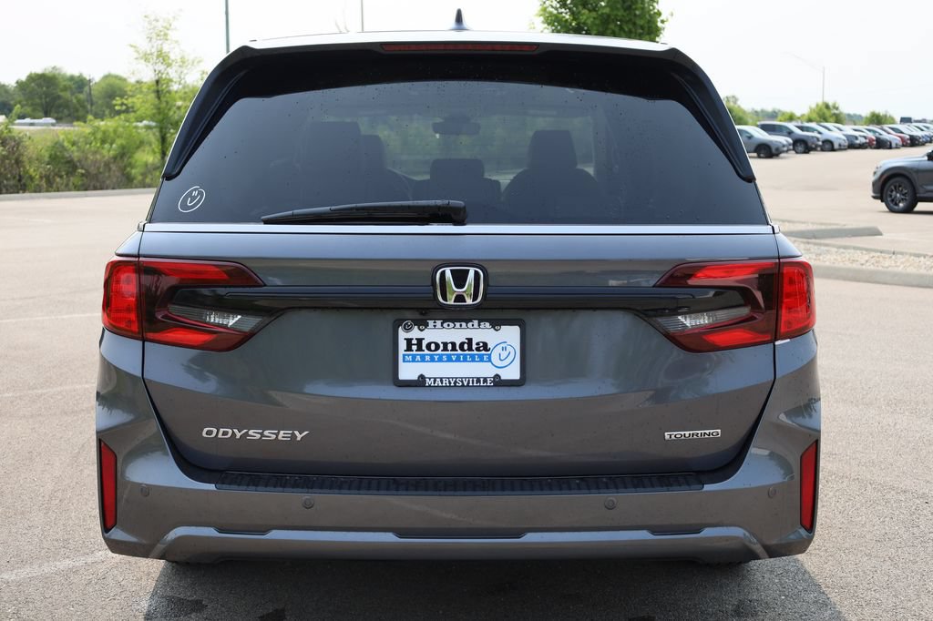 New 2026 Honda Odyssey Touring image 5
