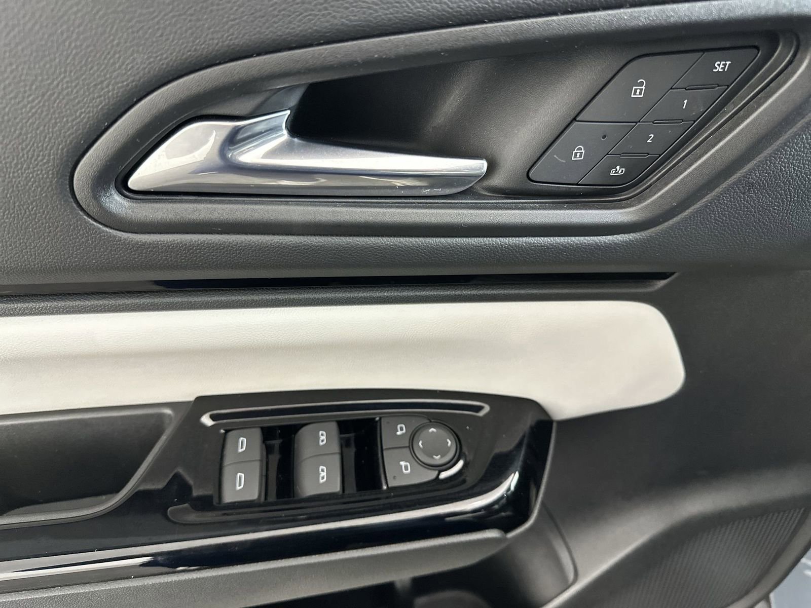 Used 2024 Honda Prologue Touring image 17