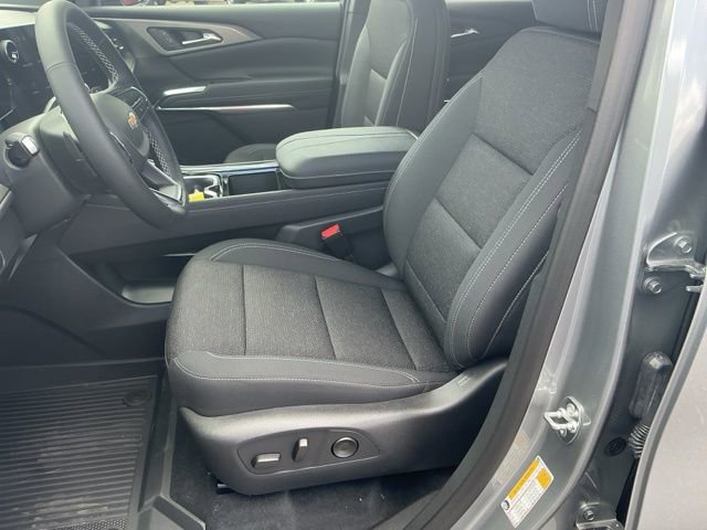 New 2026 Chevrolet Traverse LT w/ LPO, Floor Liner Package AWD/4WD image 9