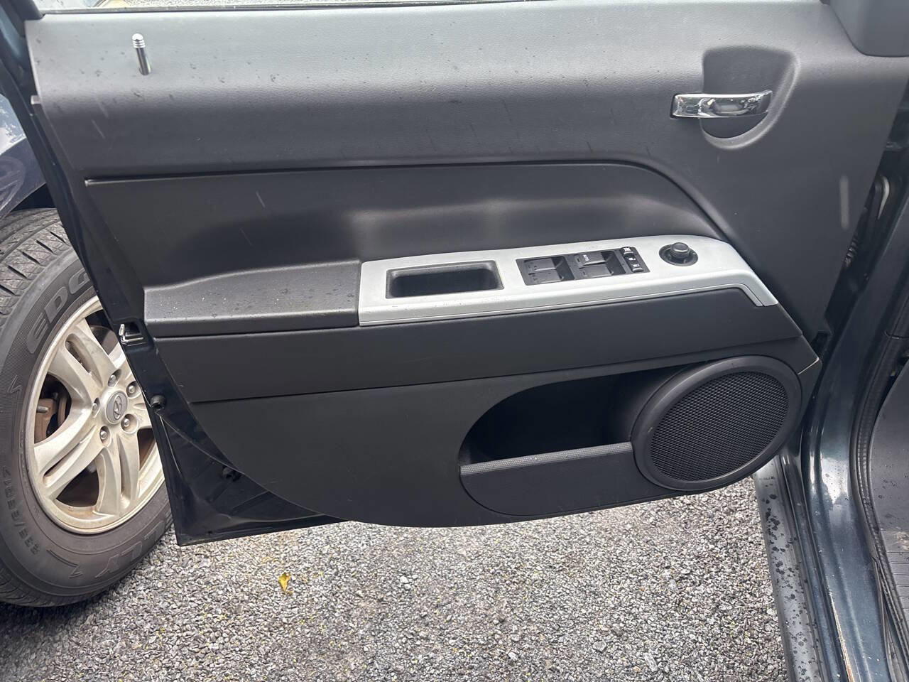 Used 2008 Jeep Patriot Sport FWD image 15