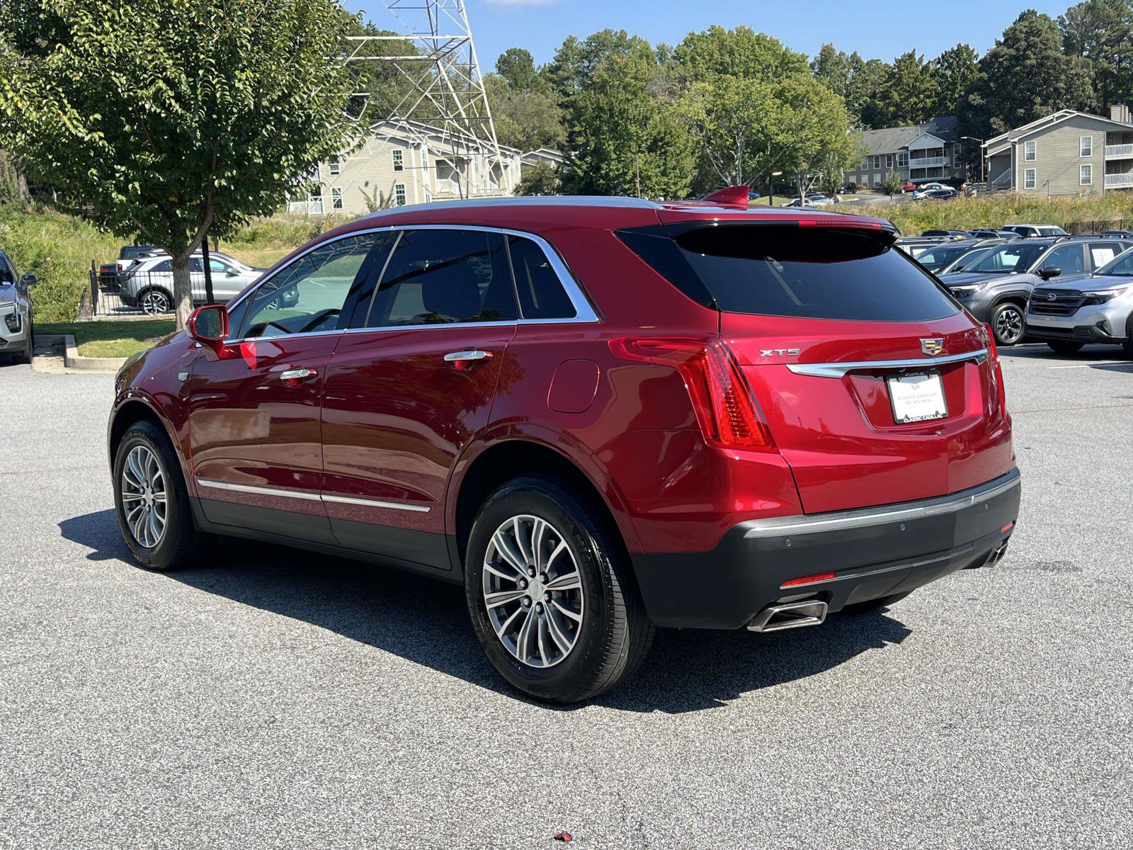 Used 2019 Cadillac XT5 Luxury FWD image 3