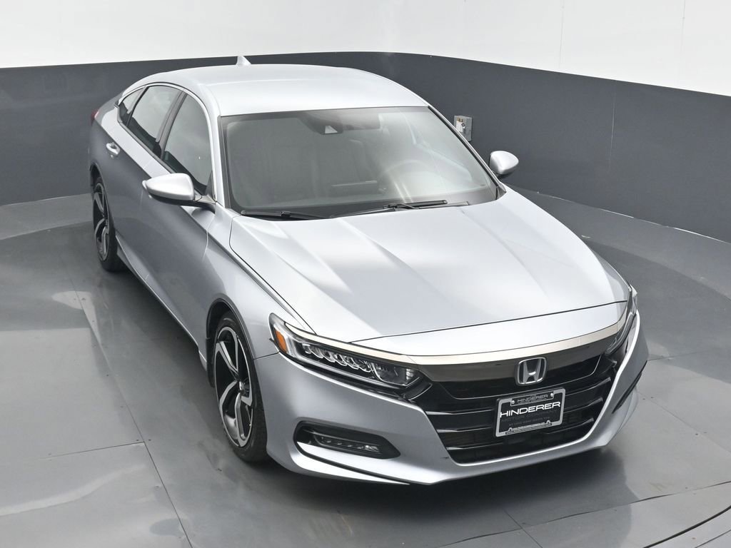 Used 2018 Honda Accord Sport image 3