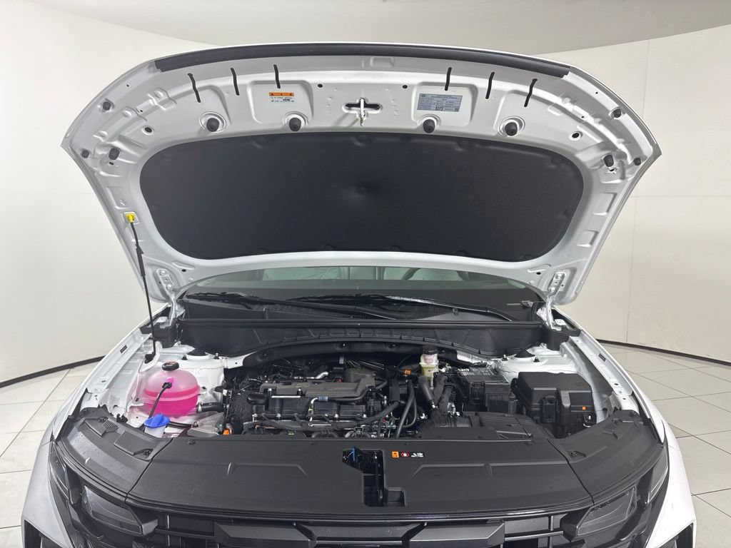 New 2026 Hyundai Tucson SE w/ Tow & Go Package FWD image 11
