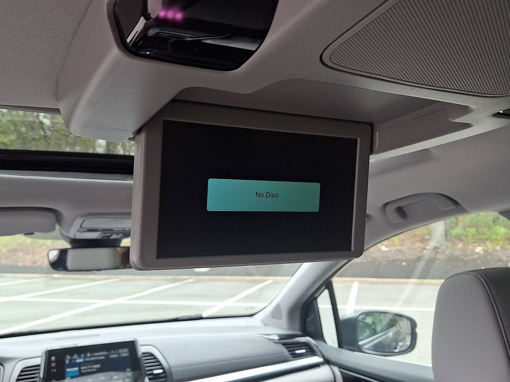 Used 2024 Honda Odyssey Touring image 12