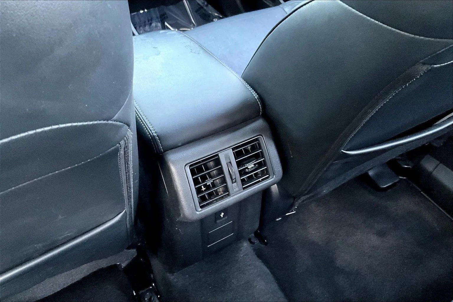 Used 2019 Mitsubishi Outlander SEL FWD image 31