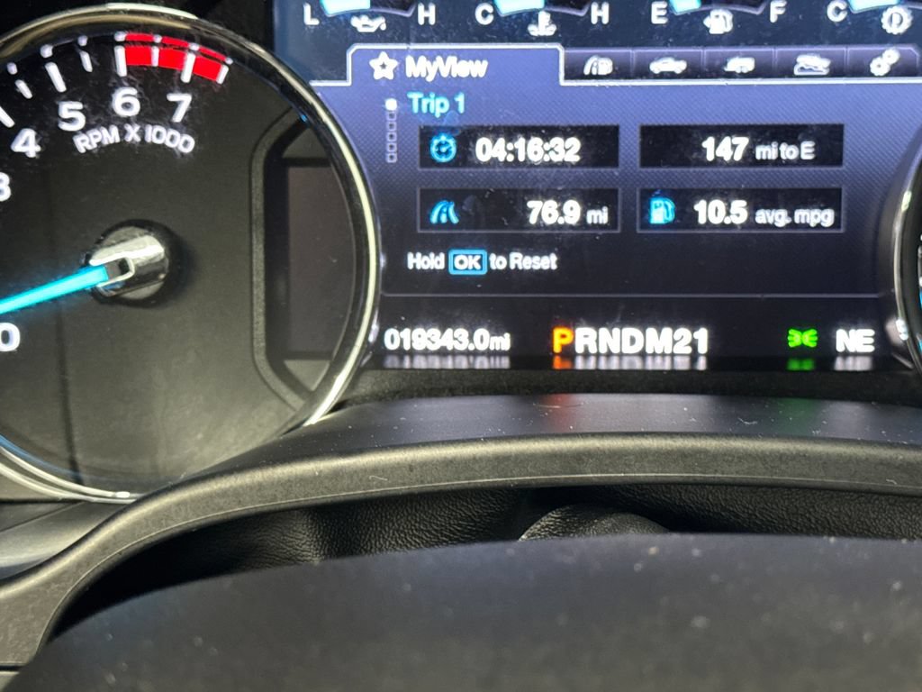 Used 2019 Ford F350 Platinum w/ FX4 Off-Road Package AWD/4WD image 16