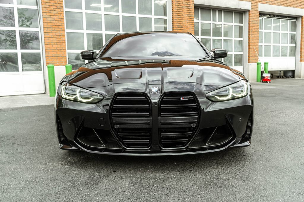 Used 2022 BMW M4 Competition w/ M Carbon Exterior Package RWD image 38