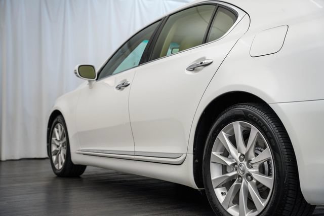 Used 2011 Lexus LS 460 AWD w/ Comfort Pkg image 32