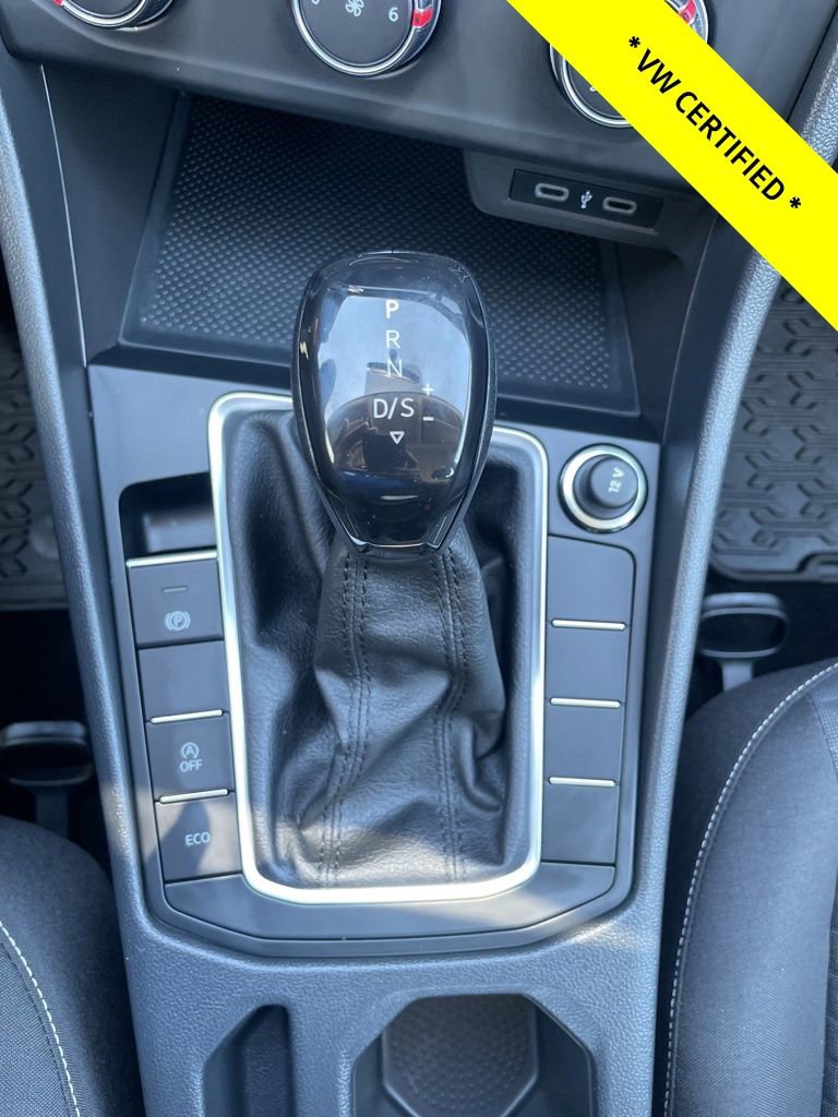 Certified 2022 Volkswagen Jetta S FWD image 20