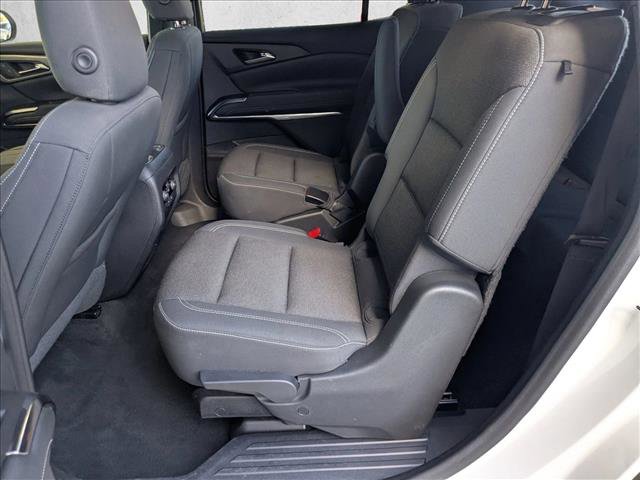 Used 2024 Chevrolet Traverse LT image 17