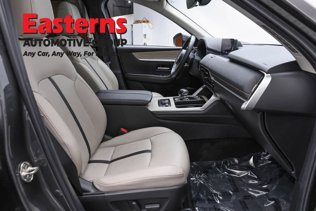 Used 2024 MAZDA CX-90 Plug-In Hybrid w/ Preferred AWD/4WD image 26