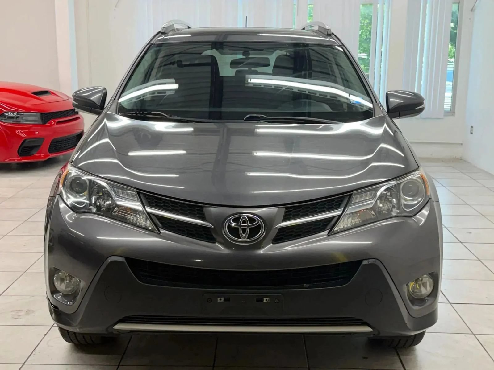 Used 2013 Toyota RAV4 XLE AWD/4WD image 2