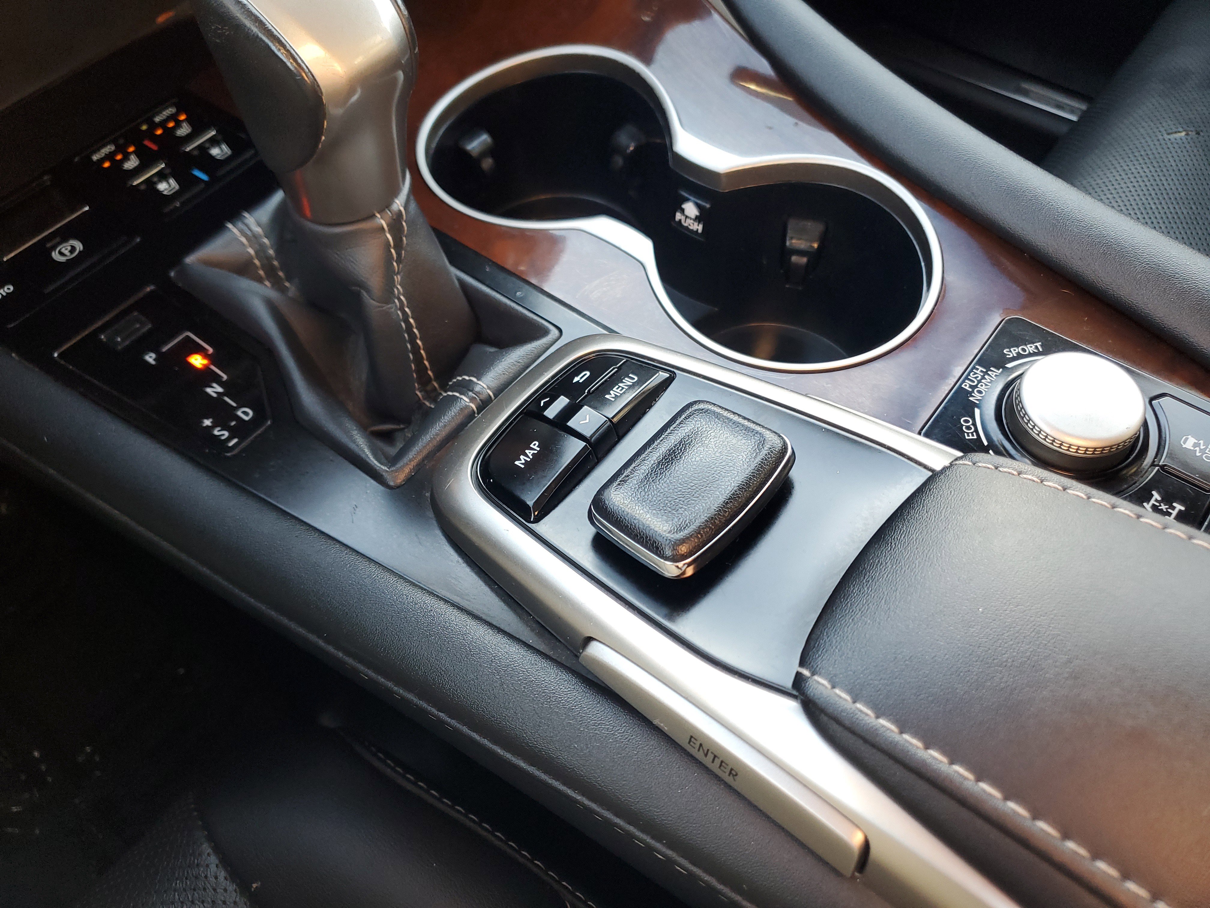 Used 2019 Lexus RX 350 AWD w/ Navigation Package image 26