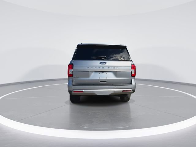 Used 2024 Ford Expedition XLT image 7