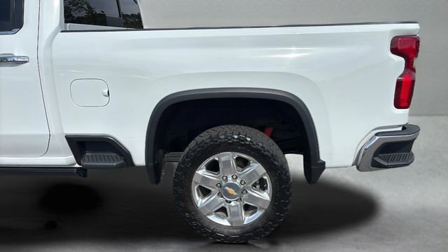 Used 2022 Chevrolet Silverado 2500 LTZ w/ LTZ Plus Package image 37
