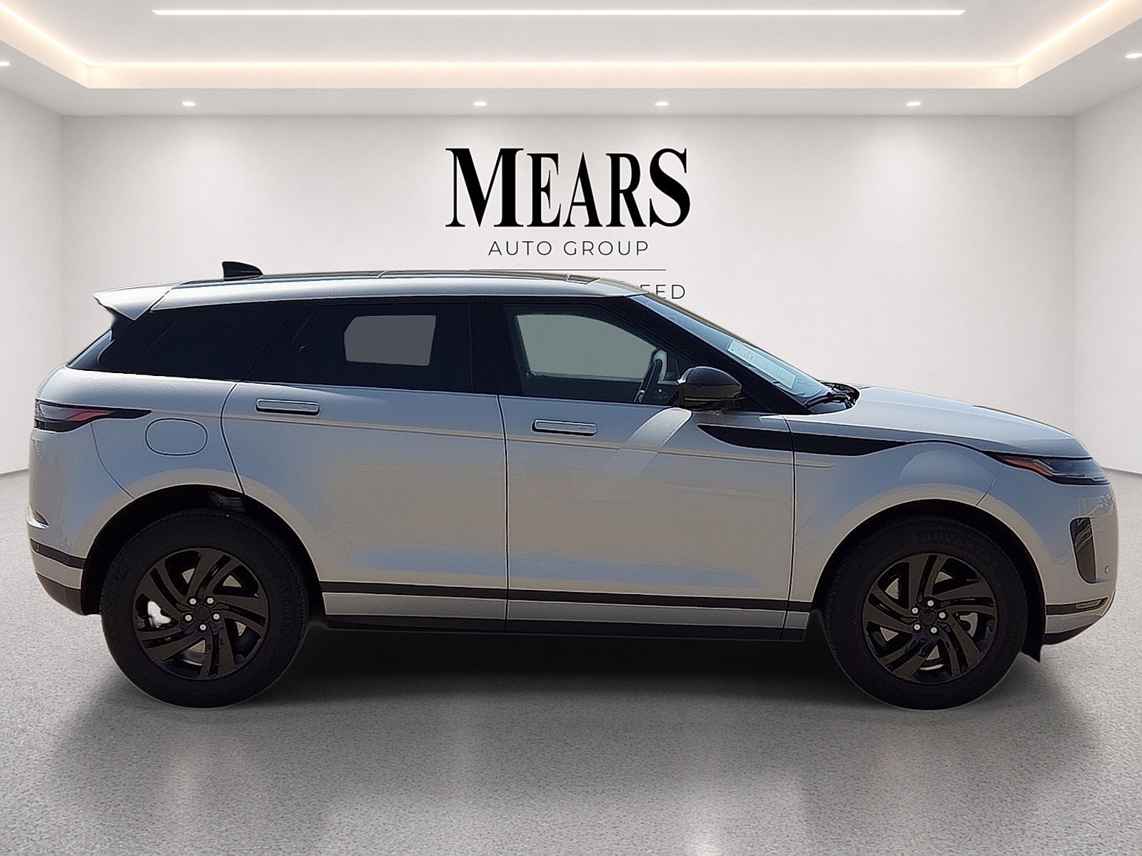 Used 2024 Land Rover Range Rover Evoque S AWD/4WD image 6
