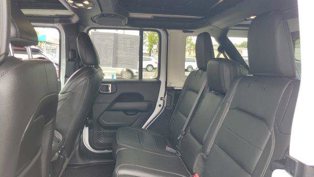 Used 2023 Jeep Wrangler Unlimited Sahara w/ LED Lighting Group AWD/4WD image 12
