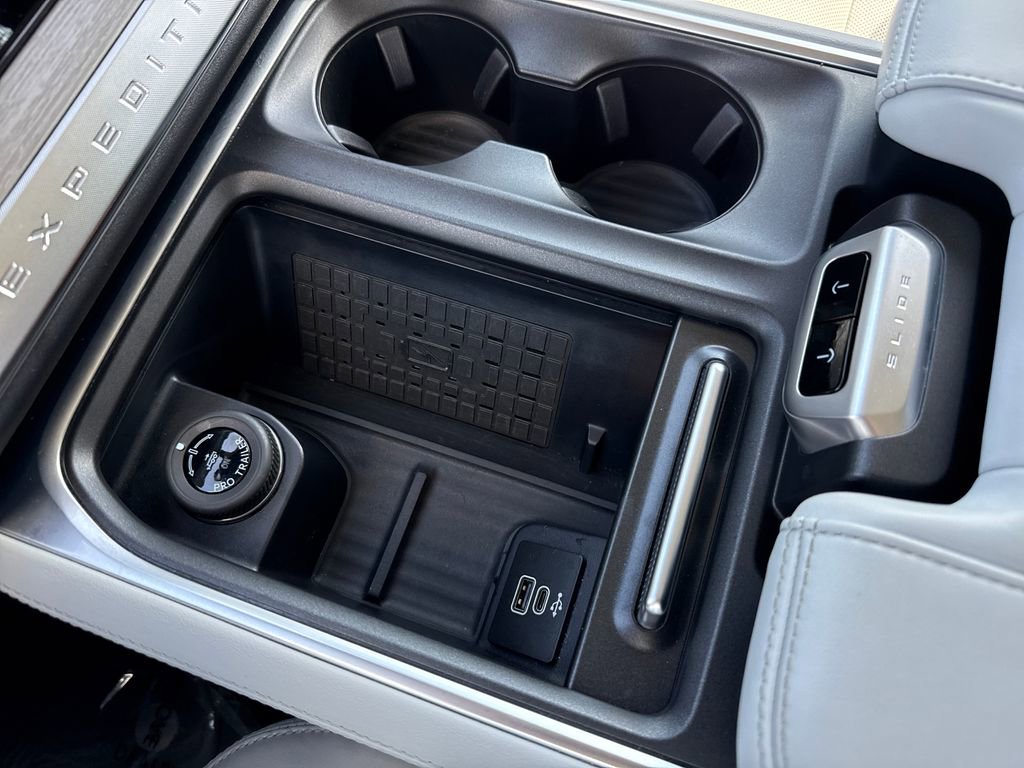 Certified 2025 Ford Expedition Max Platinum AWD/4WD image 24