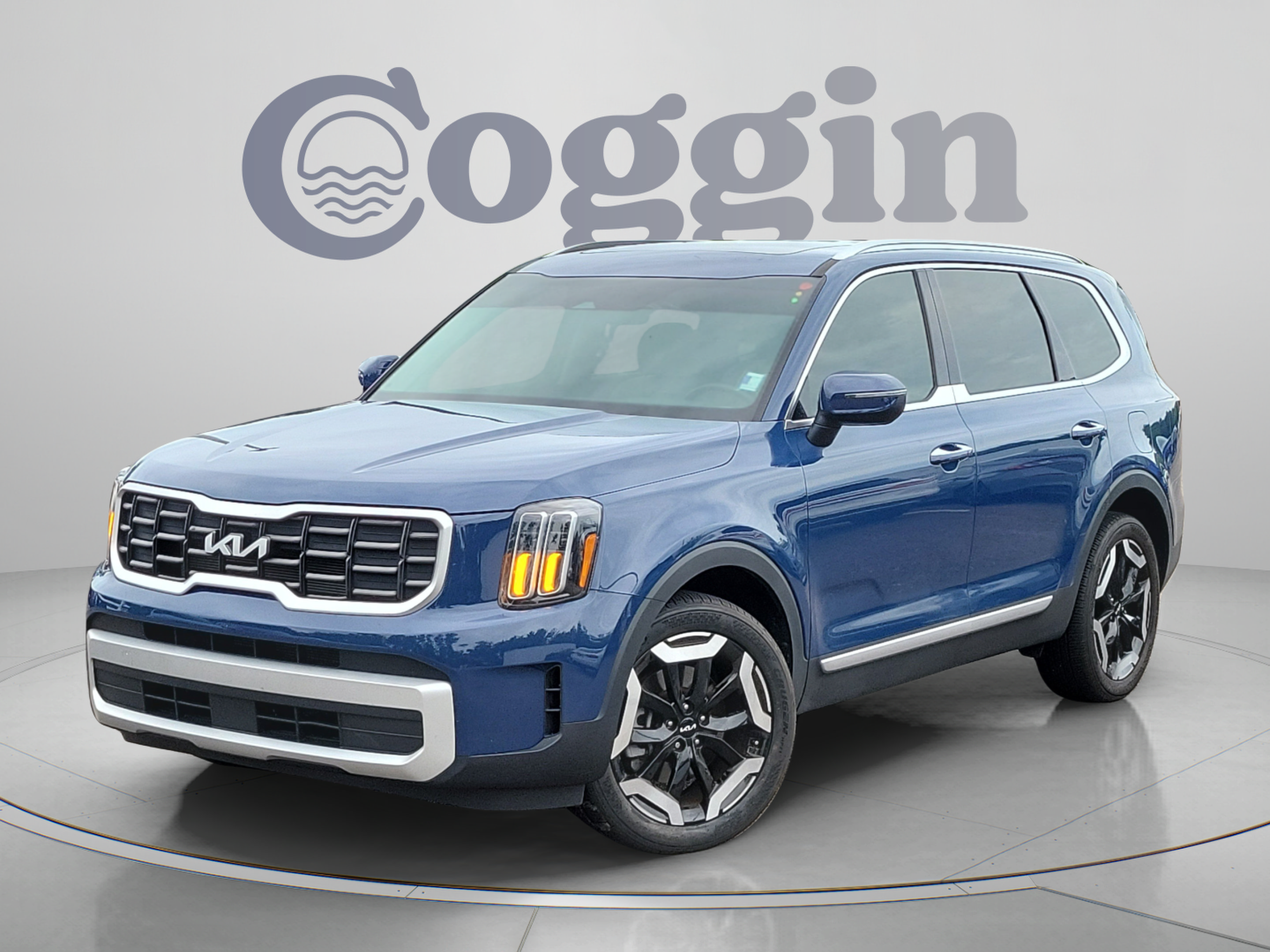 Used 2024 Kia Telluride S w/ S Sunroof Package