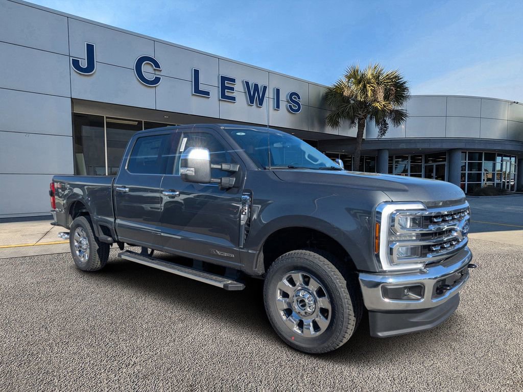 New 2026 Ford F250 Lariat w/ Chrome Package 360° Tour