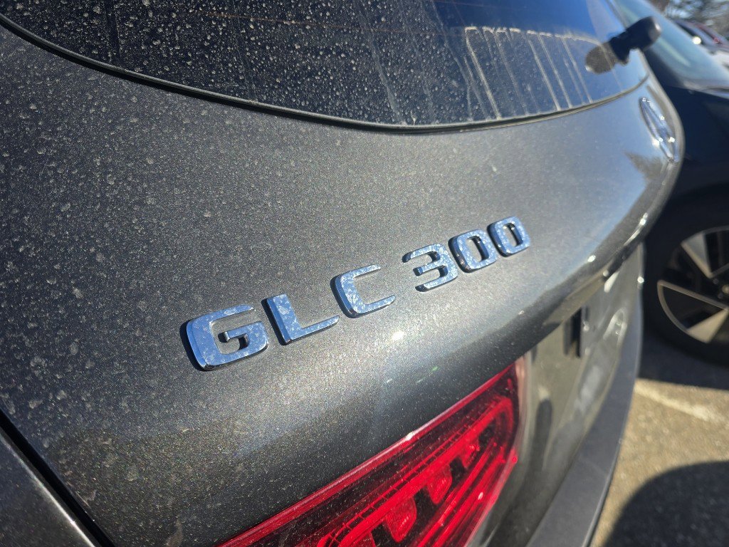 Used 2022 Mercedes-Benz GLC 300 4MATIC image 15