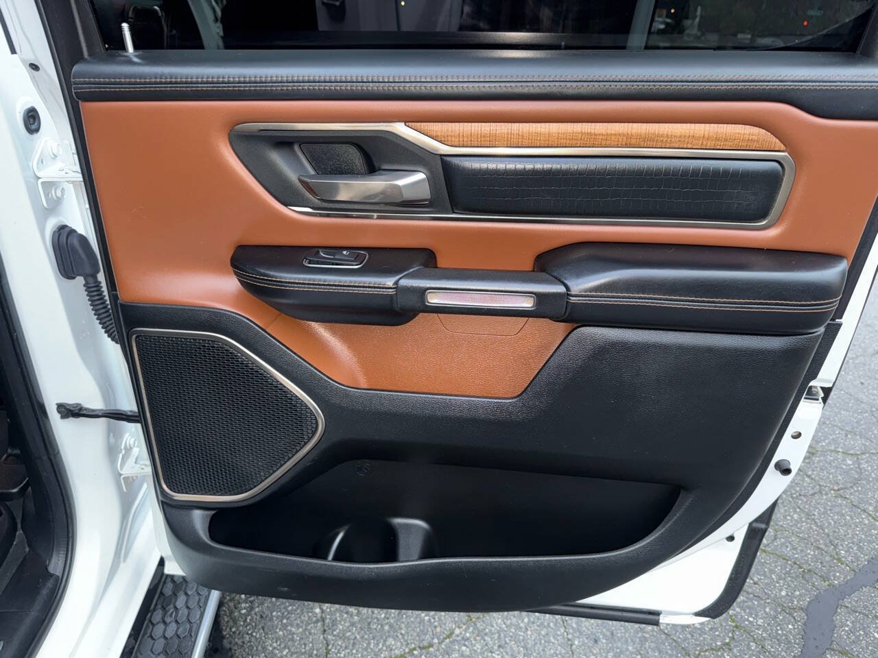Used 2019 RAM 1500 Laramie Longhorn w/ Bed Utility Group AWD/4WD image 94