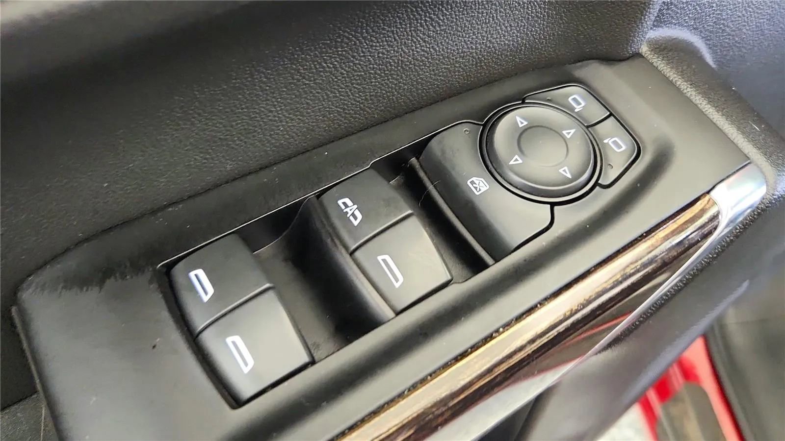 Used 2019 GMC Sierra 1500 SLE w/ X31 Off-Road Package AWD/4WD image 31