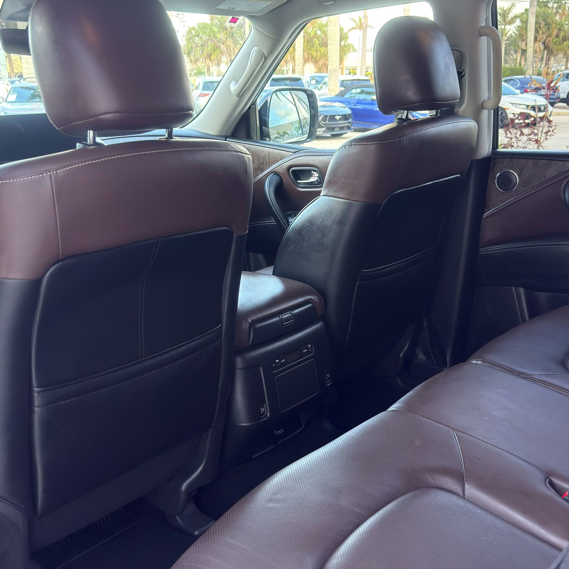 Used 2024 INFINITI QX80 Premium Select w/ Cargo Package image 19