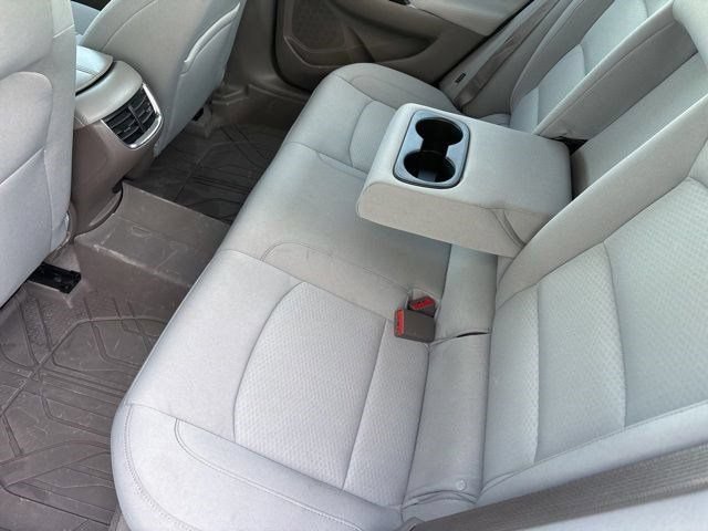 Used 2023 Chevrolet Malibu LT w/ LPO, Floor Liner Package FWD image 30