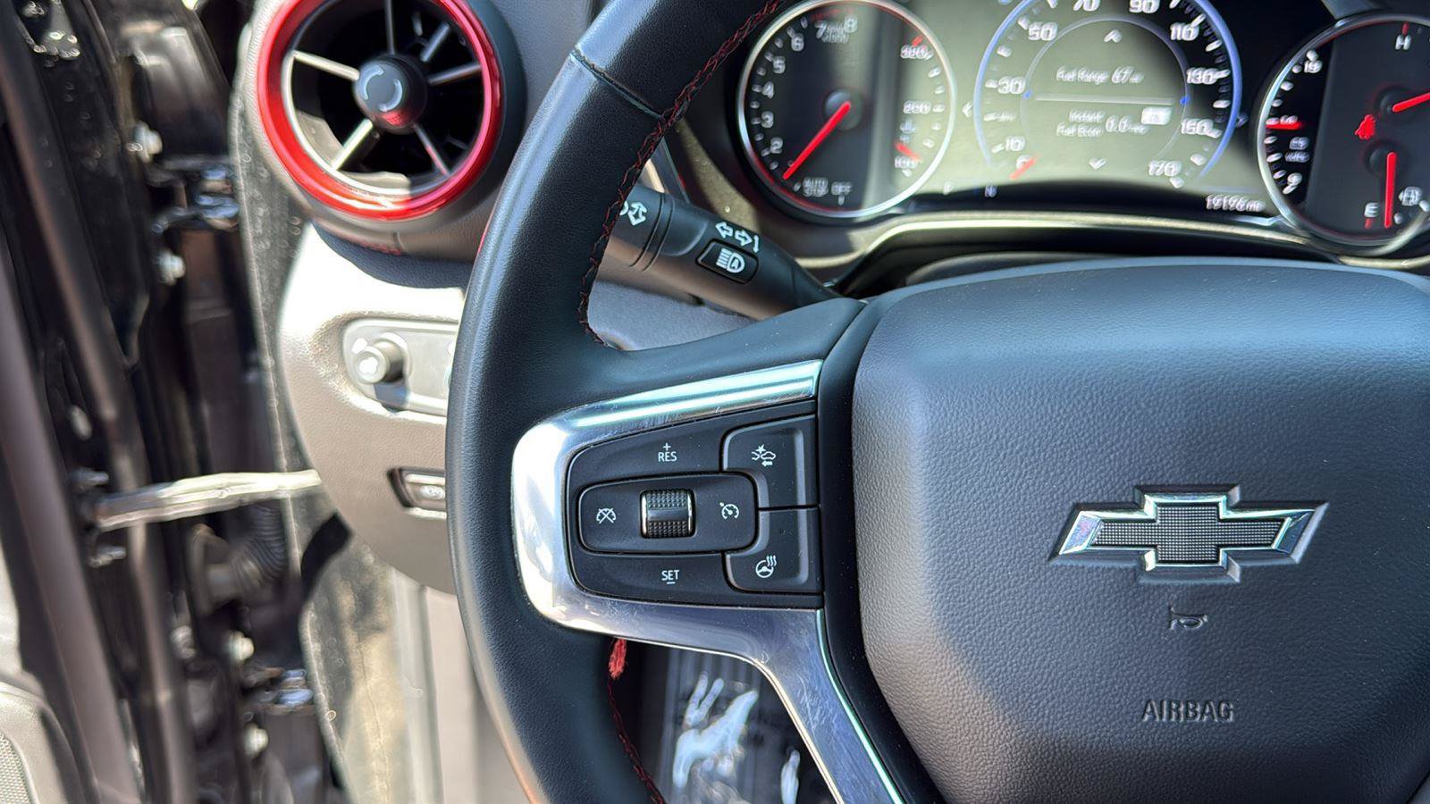 Used 2025 Chevrolet Blazer RS AWD/4WD image 13