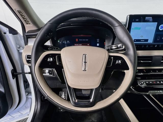 Used 2025 Lincoln Corsair FWD image 16