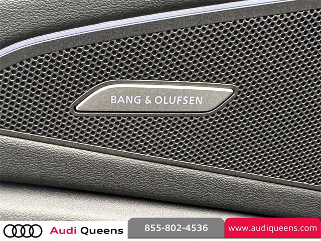 Used 2025 Audi Q6 e-tron Premium Plus image 17