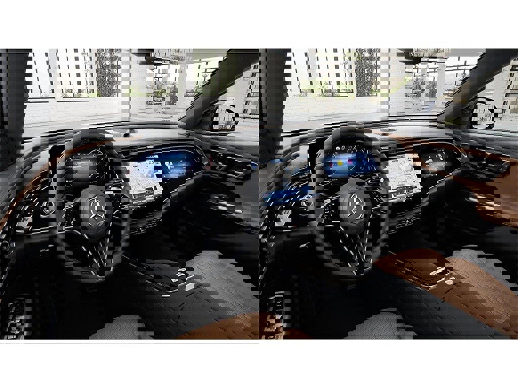 New 2026 Mercedes-Benz E 450 4MATIC Sedan image 3