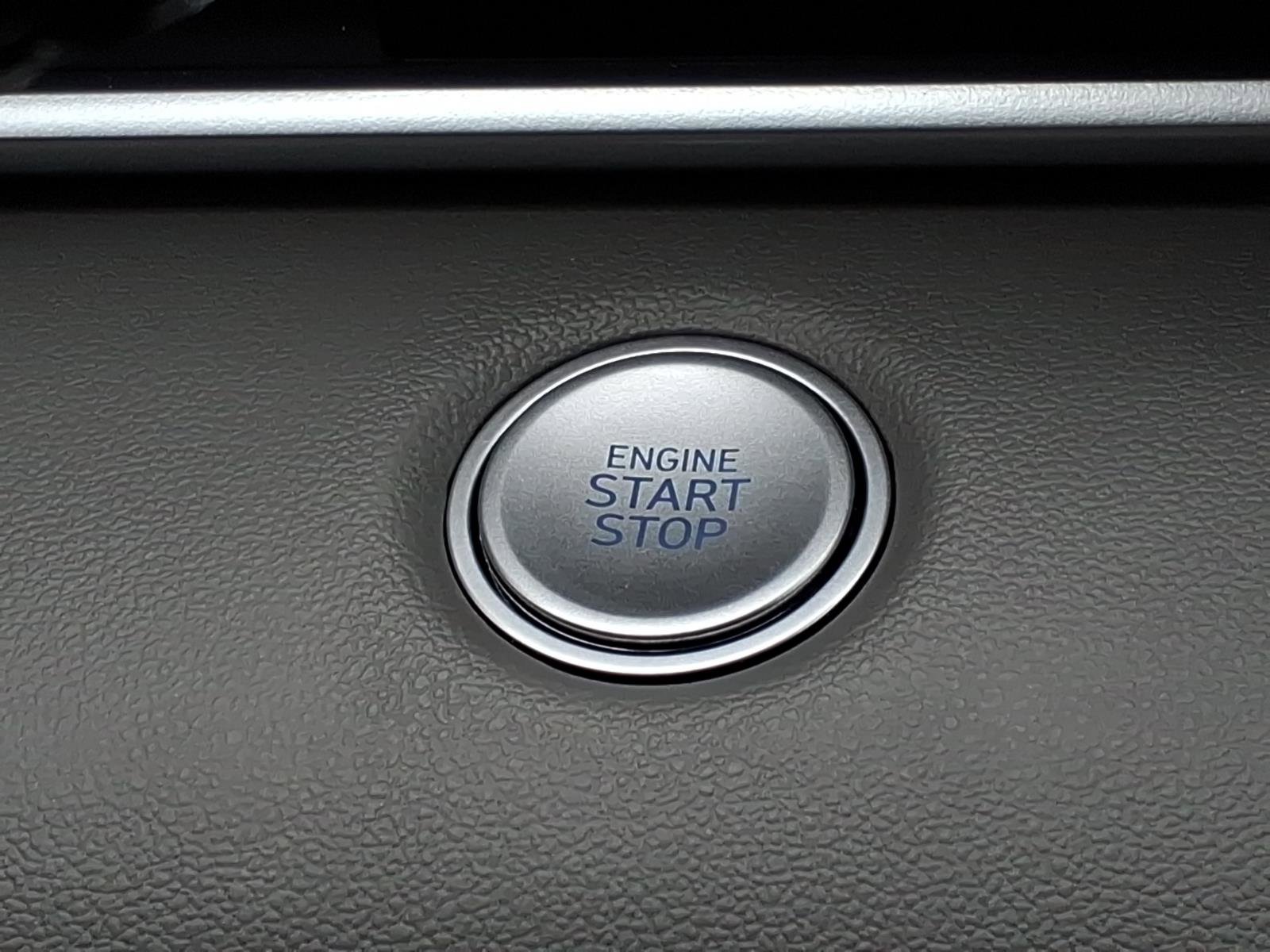 Certified 2025 Hyundai Elantra Sport FWD image 24