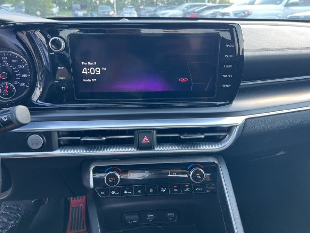 Used 2023 Kia K5 GT w/ GT1 Package FWD image 21