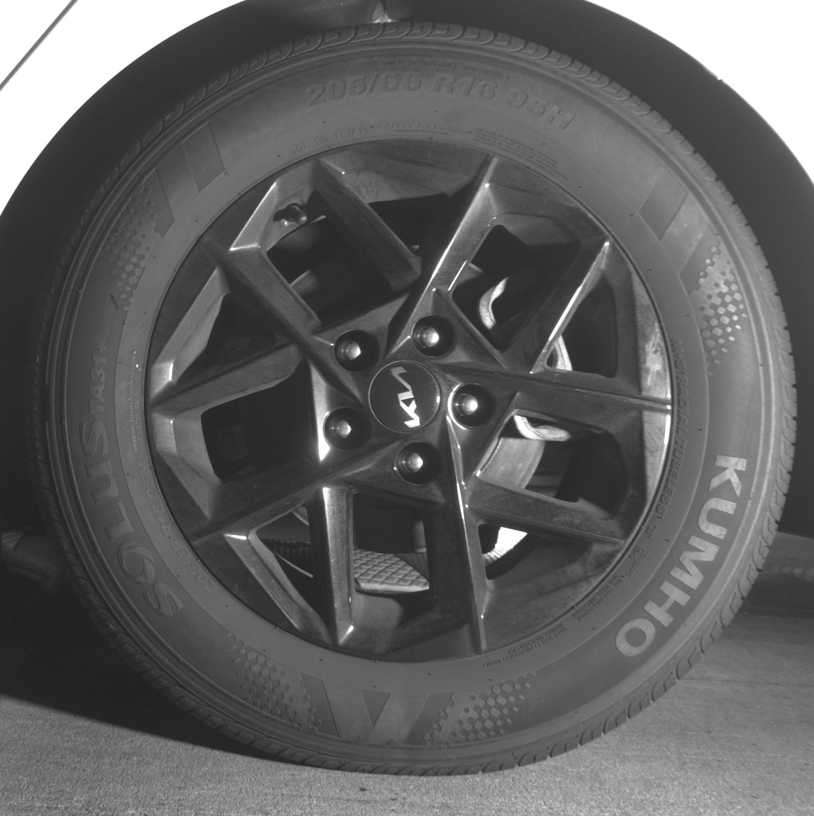 Used 2025 Kia K5 LXS FWD image 14