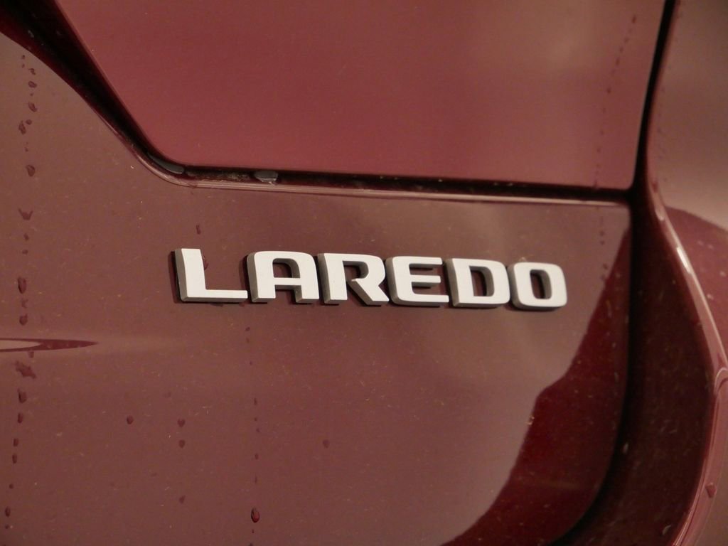 New 2025 Jeep Grand Cherokee Laredo w/ Luxury Tech Group I image 52