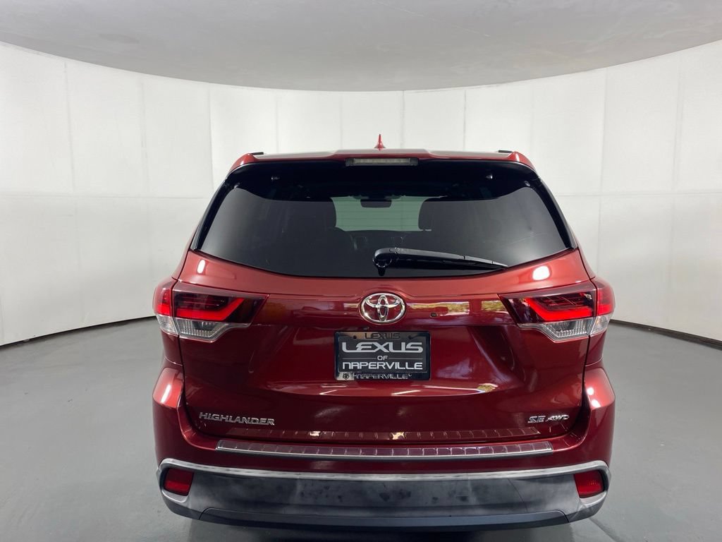Used 2019 Toyota Highlander SE AWD/4WD image 7