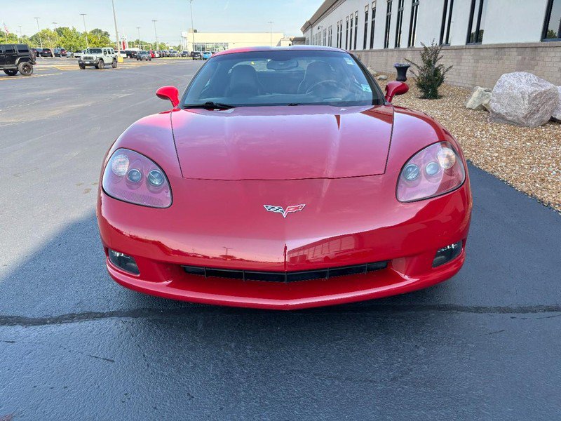 Used 2005 Chevrolet Corvette Coupe w/ Preferred Equipment Group RWD image 9