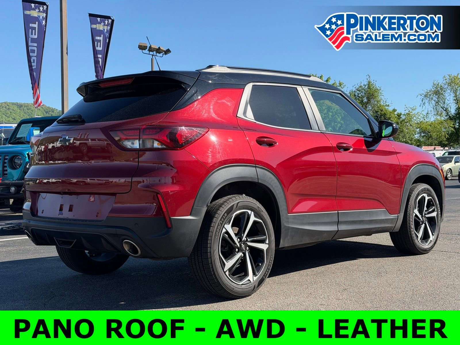 Used 2023 Chevrolet TrailBlazer RS w/ Sun and Liftgate Package AWD/4WD image 4