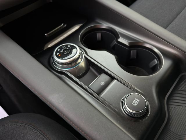 Used 2025 Ford Explorer Active image 34