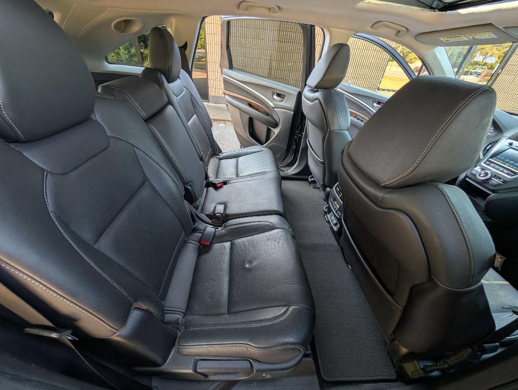 Used 2019 Acura MDX w/ Technology Package FWD image 11