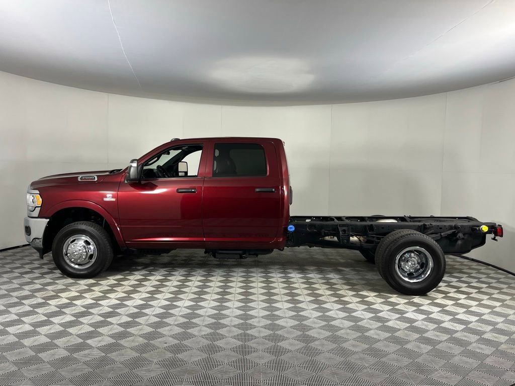 Used 2023 RAM 3500 Tradesman w/ Chrome Appearance Group image 9