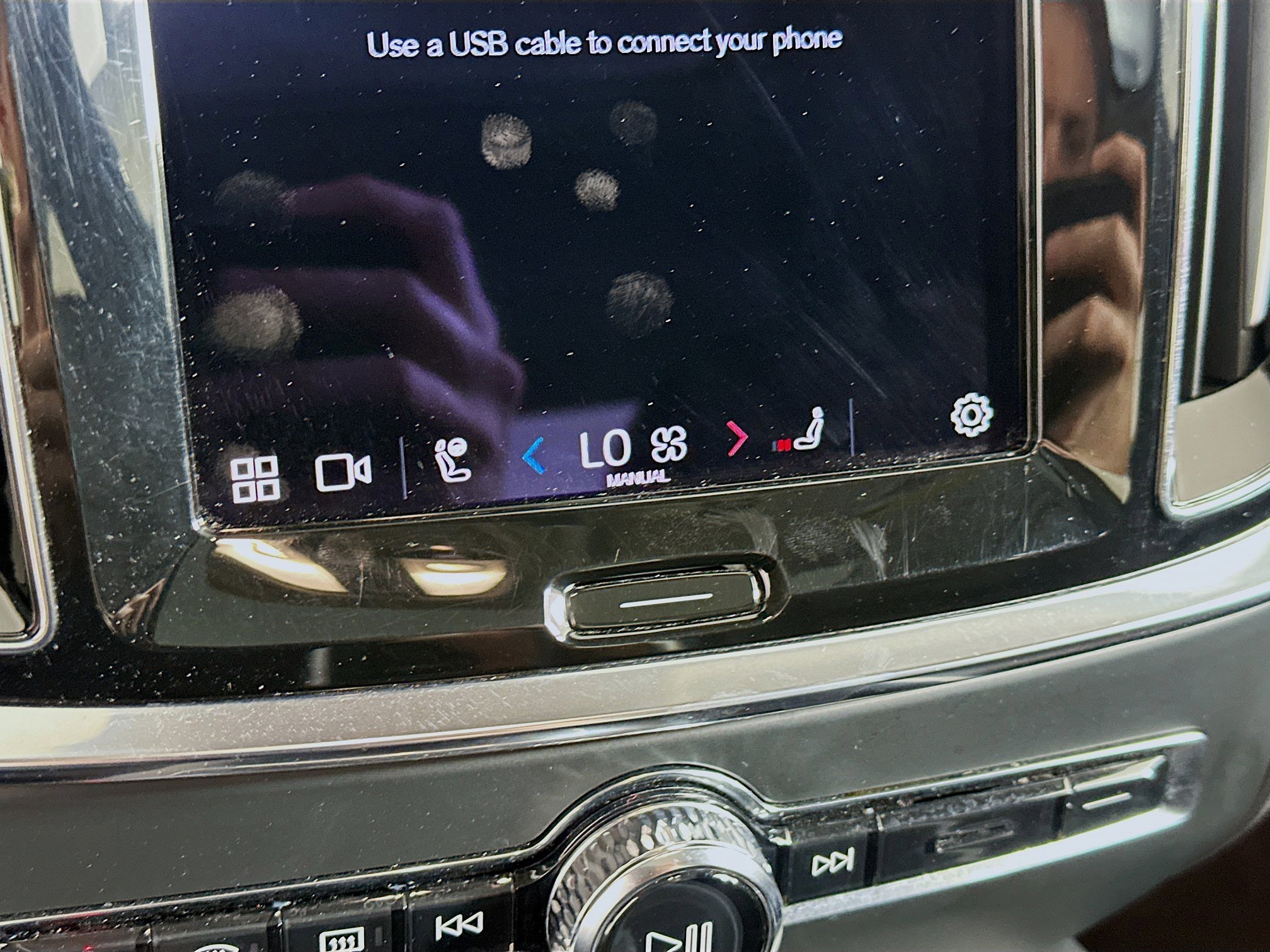 Used 2024 Volvo S60 B5 Plus image 24