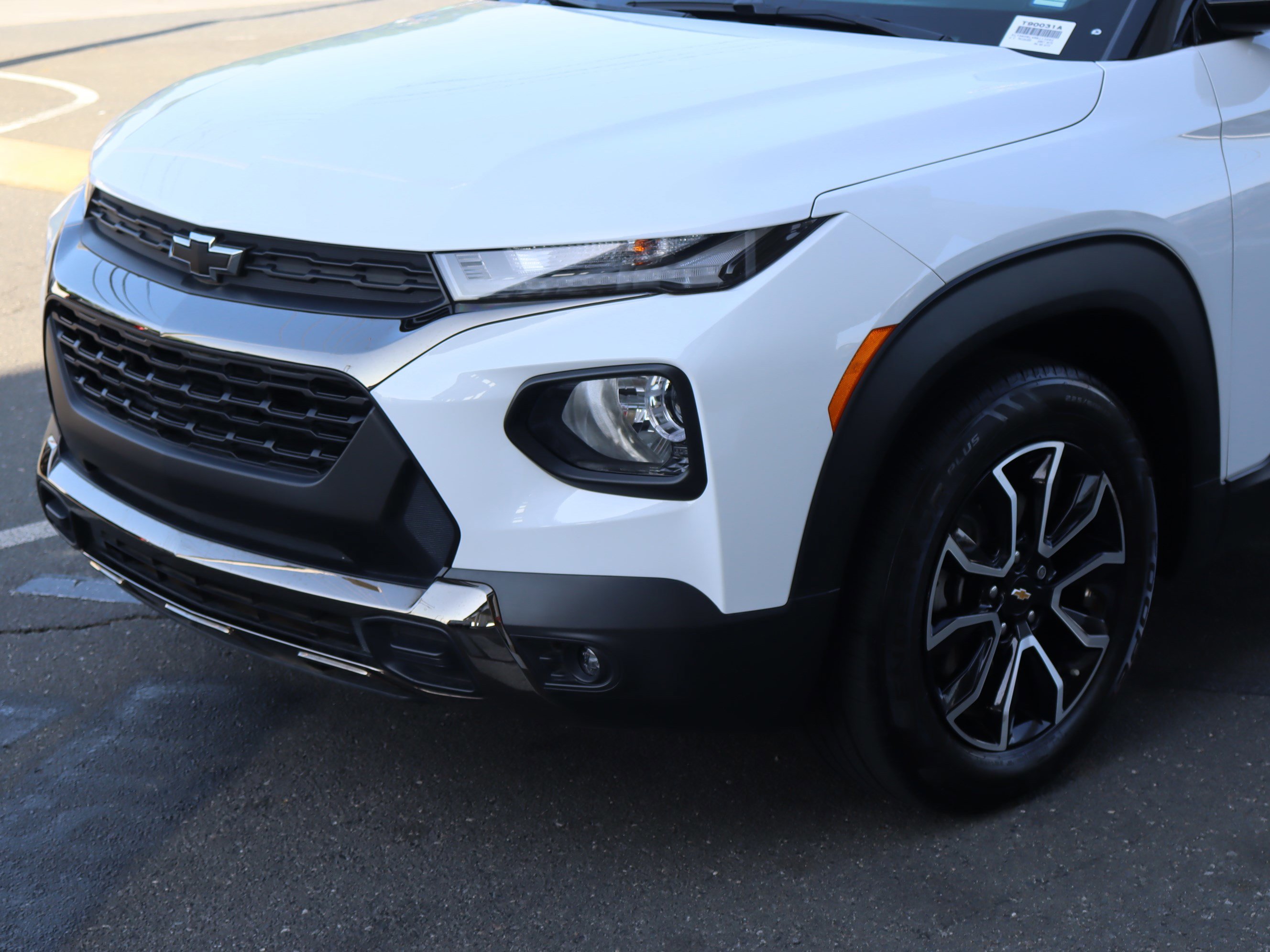 Used 2021 Chevrolet TrailBlazer ACTIV w/ Technology Package FWD image 6